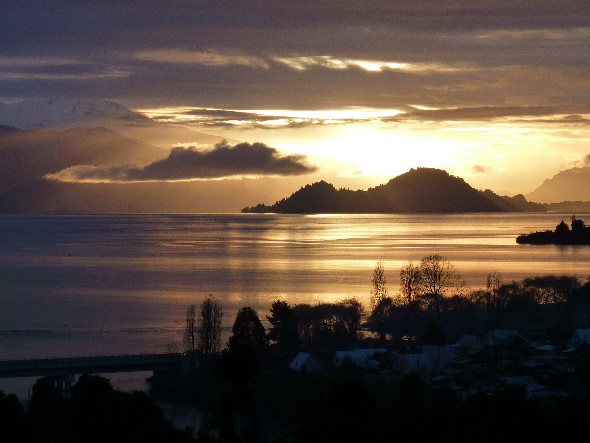 wir erleben bei unserem Blick aus dem Wohnzimmerfenster wieder die